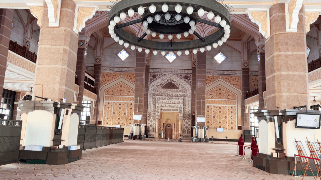 Putra Mosque
