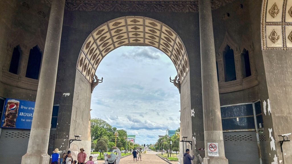 【必見スポット】ヴィエンチャン観光で絶対に見逃せない名所6選 Yudai 旅好きボーイ