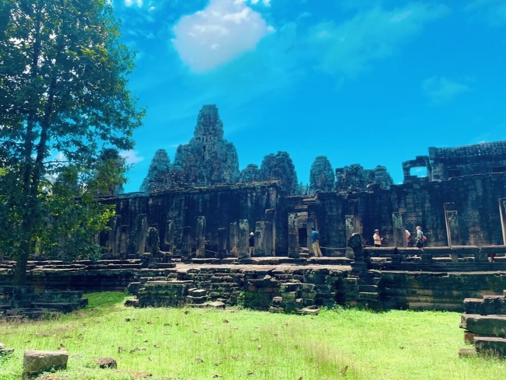 バイヨン寺院